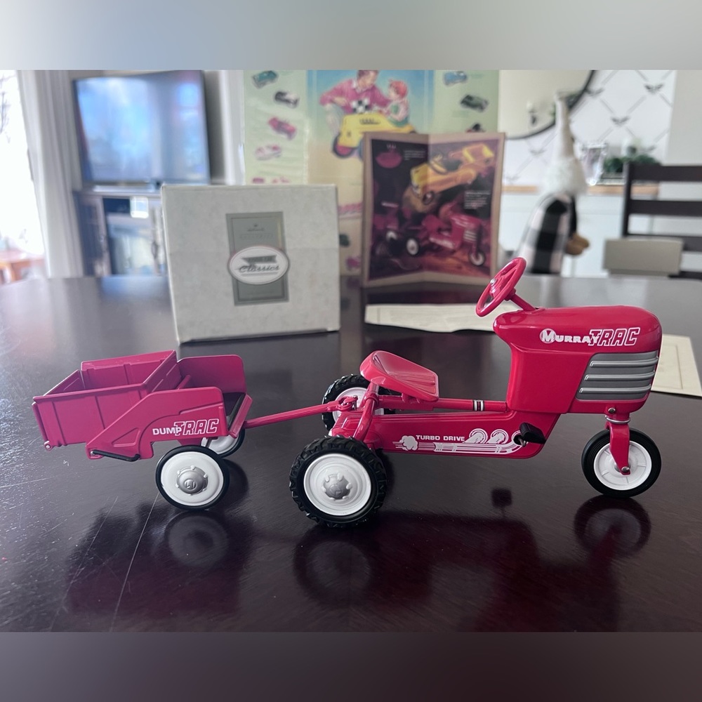 Hallmark Kiddie Car Classics Murray Tractor & Trailer - Picture 5 of 8